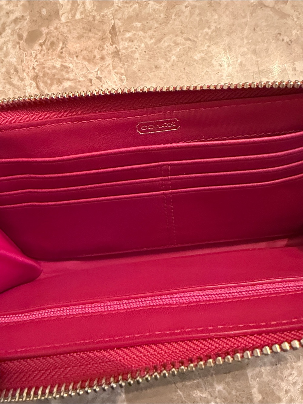 Coach NWOT Poppy Pink and Purple Signature C Large Wallet with Wristlet Strap - Picture 4 of 16